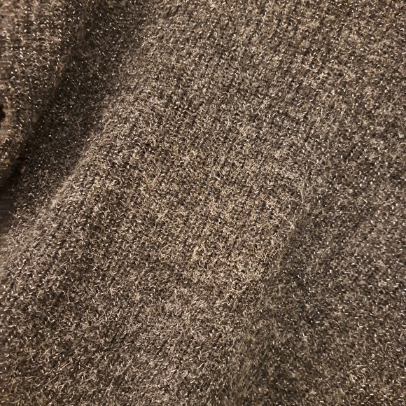 Sweater - Picture 5 of 5